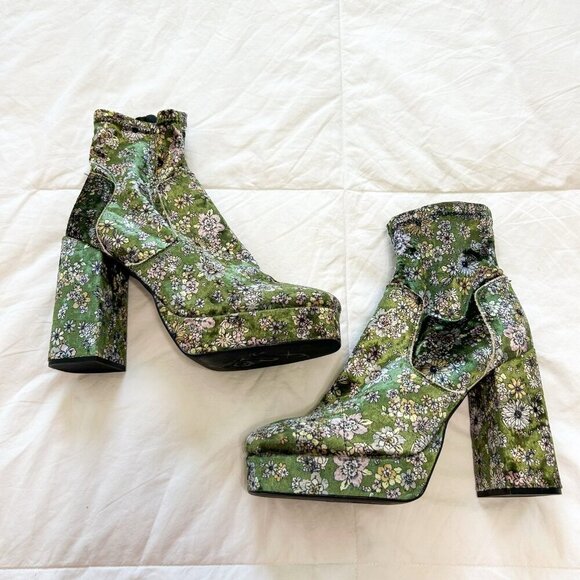 NWOB Free People Smyth Green Floral Velour Platform Block Heel Boots Size 10 - Picture 3 of 11